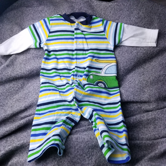 Ralph Lauren, Oshkosh B'gosh Playsuits & Outfit - Picture 4 of 8